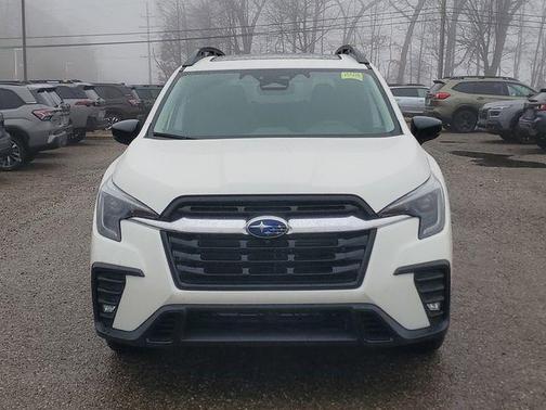 Crystal White Pearl 2026 Subaru Ascent Limited 7-Passenger