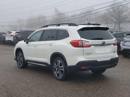 Crystal White Pearl 2026 Subaru Ascent Limited 7-Passenger