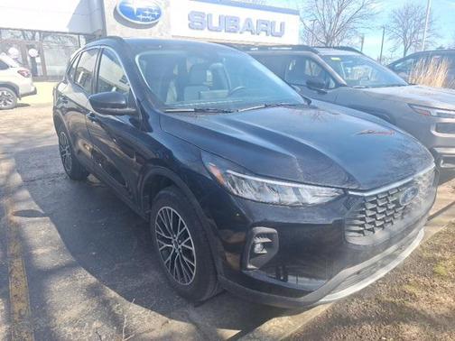 2024 Ford Escape PHEV SE