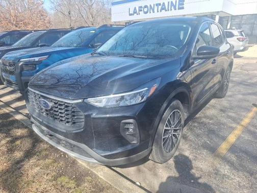 2024 Ford Escape PHEV SE