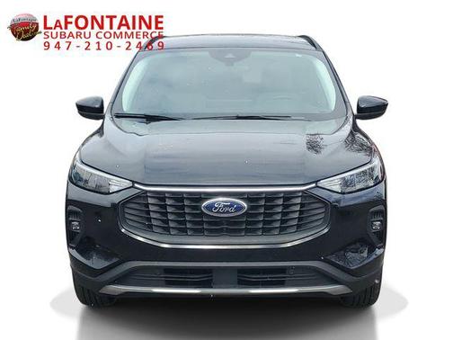 Agate Black Metallic 2024 Ford Escape PHEV SE