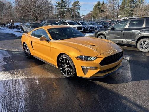 2022 Ford Mustang EcoBoost Premium
