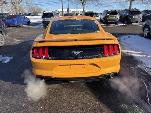 2022 Ford Mustang EcoBoost Premium