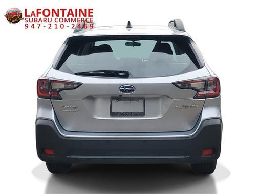 2023 Subaru Outback Base