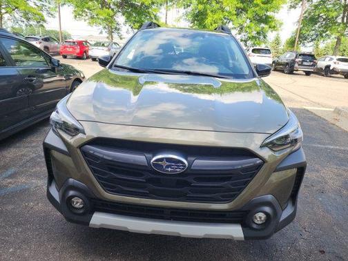 Green Metallic 2024 Subaru Outback Limited