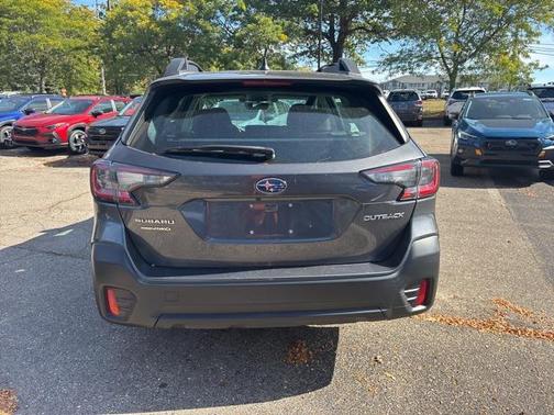 2021 Subaru Outback Base