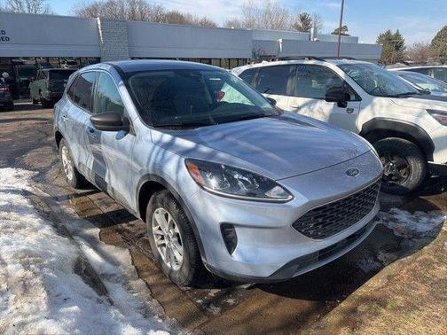 Iced Blue Silver Metallic 2022 Ford Escape SE