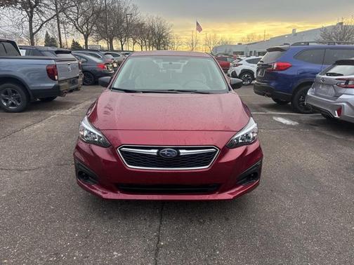2019 Subaru Impreza 2.0i
