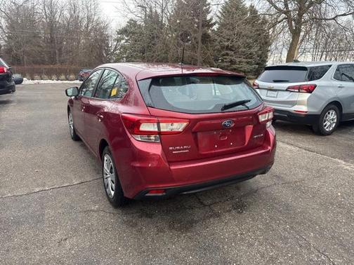 2019 Subaru Impreza 2.0i