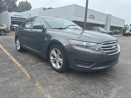 2015 Ford Taurus SEL