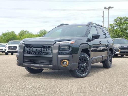 Crystal Black Silica 2026 Subaru Outback Wilderness