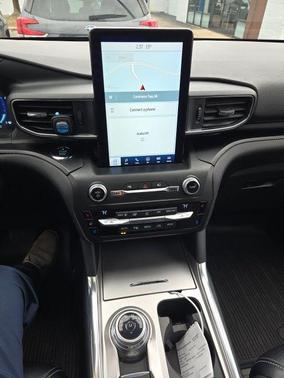 Star White Metallic Tri-Coat 2020 Ford Explorer ST