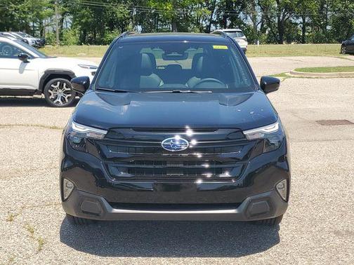 Black / Silver 2026 Subaru Forester Sport