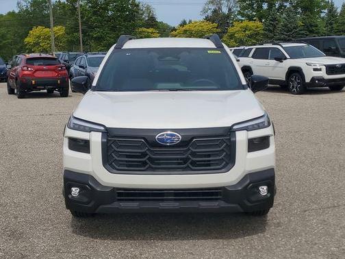White Pearl 2026 Subaru Outback Premium