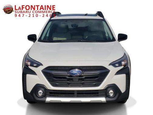 Crystal White Pearl 2023 Subaru Outback Limited