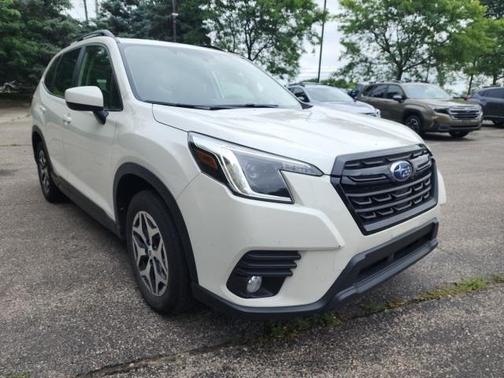 2022 Subaru Forester Premium