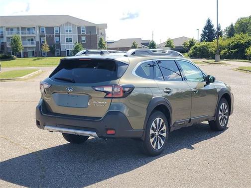 2025 Subaru Outback Touring XT