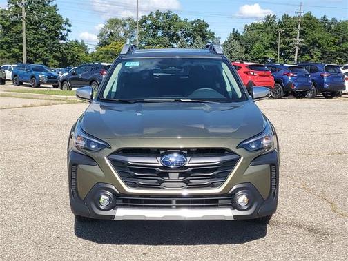 2025 Subaru Outback Touring XT