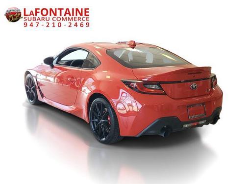 Track bRed 2025 Toyota GR86 Premium