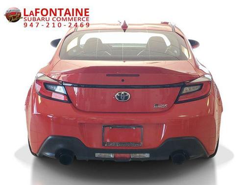 Track bRed 2025 Toyota GR86 Premium