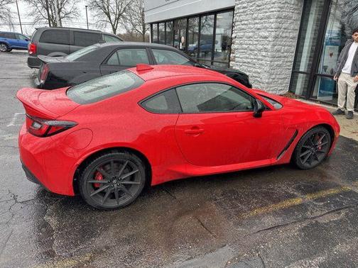 Track bRed 2025 Toyota GR86 Premium