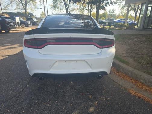 2016 Dodge Charger R/T Scat Pack