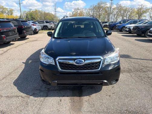 Crystal Black Silica 2016 Subaru Forester 2.5i Premium