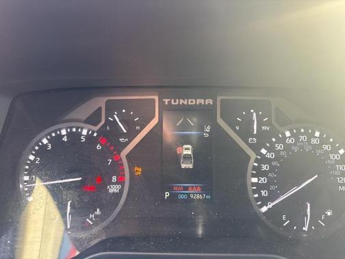 2022 Toyota Tundra SR5