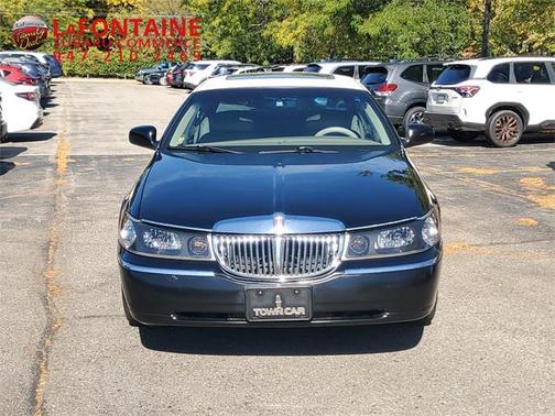 2000 Lincoln Town Car Signature