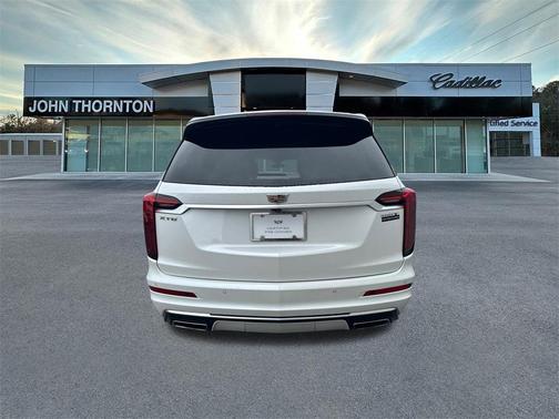 2023 Cadillac XT6 Luxury FWD