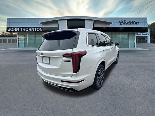 2023 Cadillac XT6 Luxury FWD