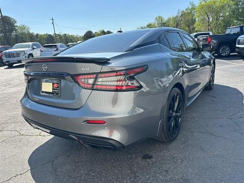 2023 Nissan Maxima SR