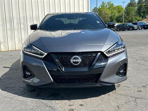 2023 Nissan Maxima SR