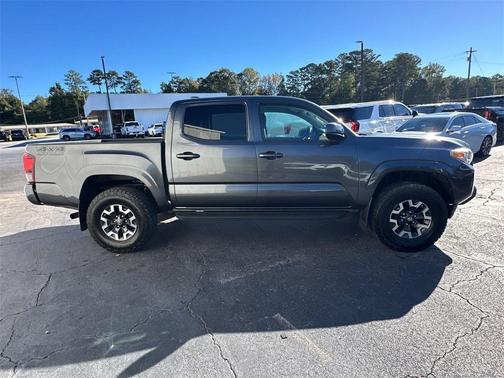 2020 Toyota Tacoma SR