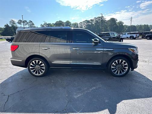 2018 Lincoln Navigator Select