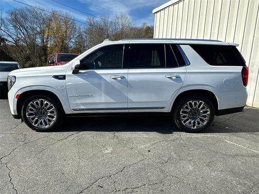 2023 GMC Yukon Denali Ultimate