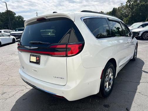 2023 Chrysler Pacifica Limited