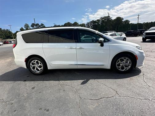 2023 Chrysler Pacifica Limited