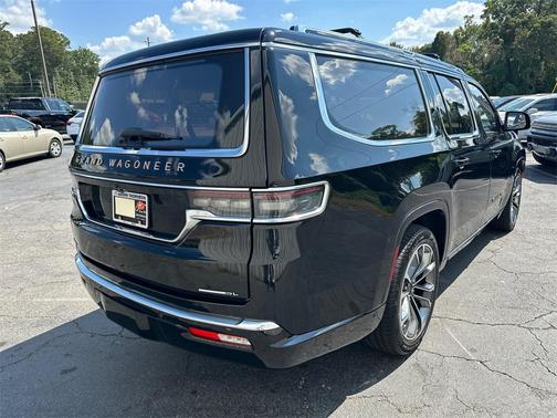 2023 Jeep Grand Wagoneer L Series III