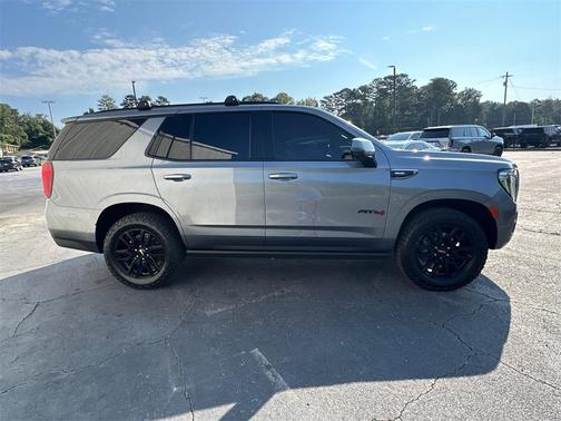 2021 GMC Yukon AT4