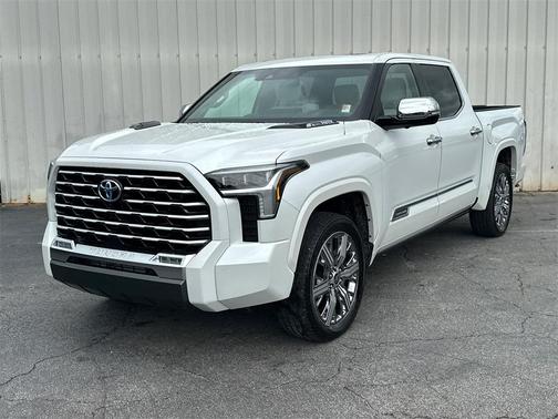 2024 Toyota Tundra Hybrid Capstone