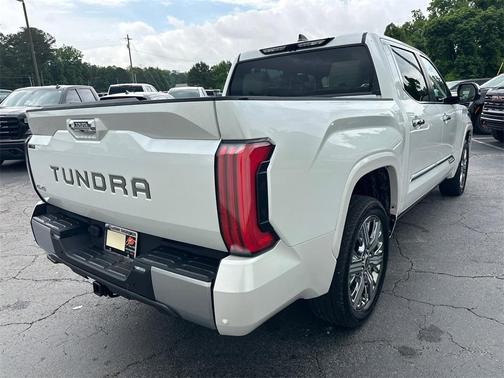 2024 Toyota Tundra Hybrid Capstone