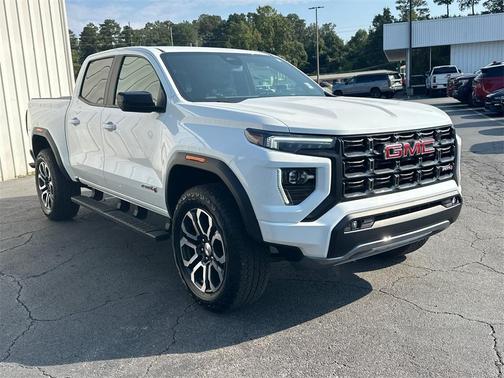 2024 GMC Canyon AT4