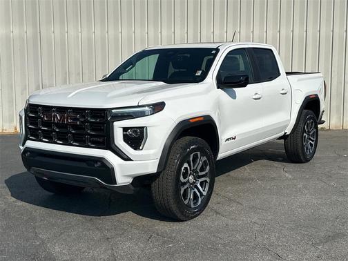 2024 GMC Canyon AT4