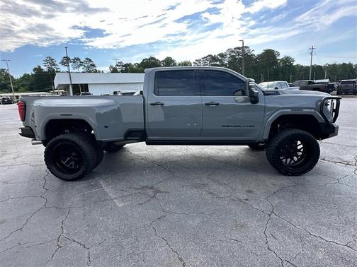 2024 GMC Sierra 3500 Denali Ultimate