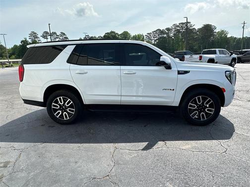 2024 GMC Yukon AT4