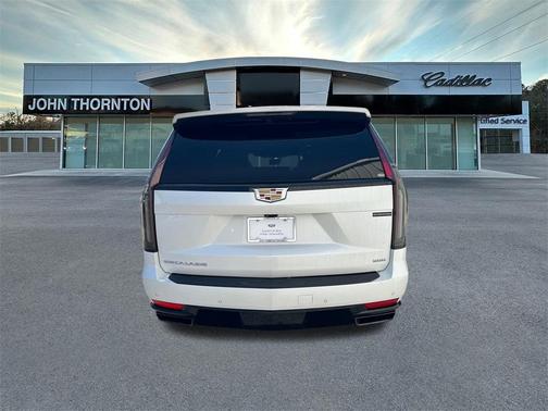 2022 Cadillac Escalade Sport