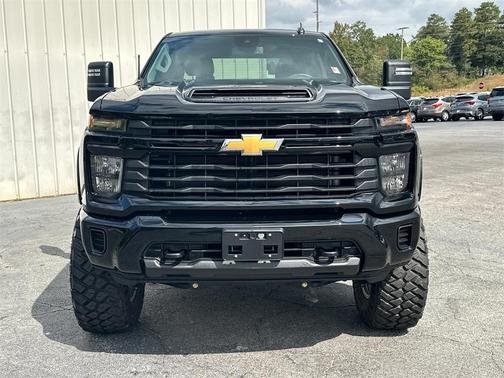 2024 Chevrolet Silverado 2500 Custom