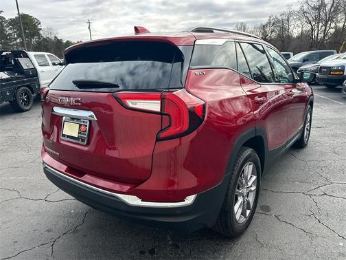 2023 GMC Terrain SLT