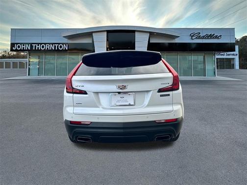 2023 Cadillac XT4 Luxury